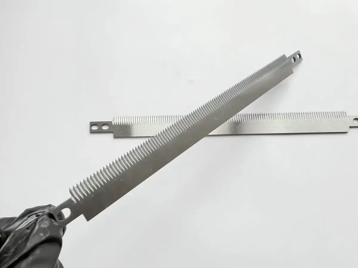custom long serrated blade | industrial packaging machine toothed cutter custom long serrated blade | industrial packaging machine toothed cutter